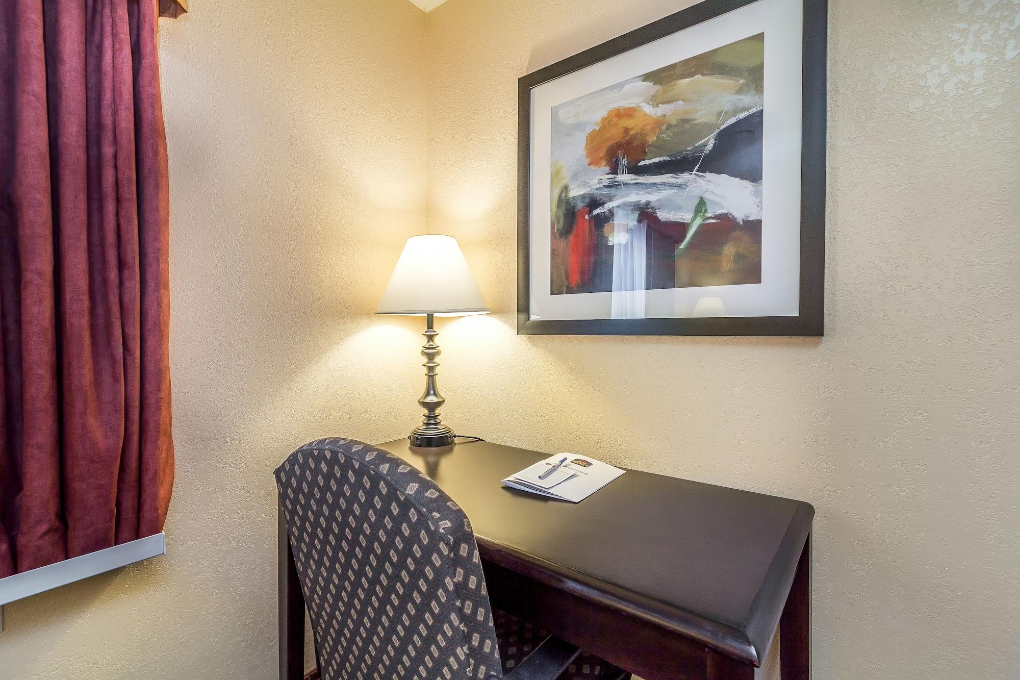 Baymont By Wyndham Kansas City Ku Medical Center Zewnętrze zdjęcie