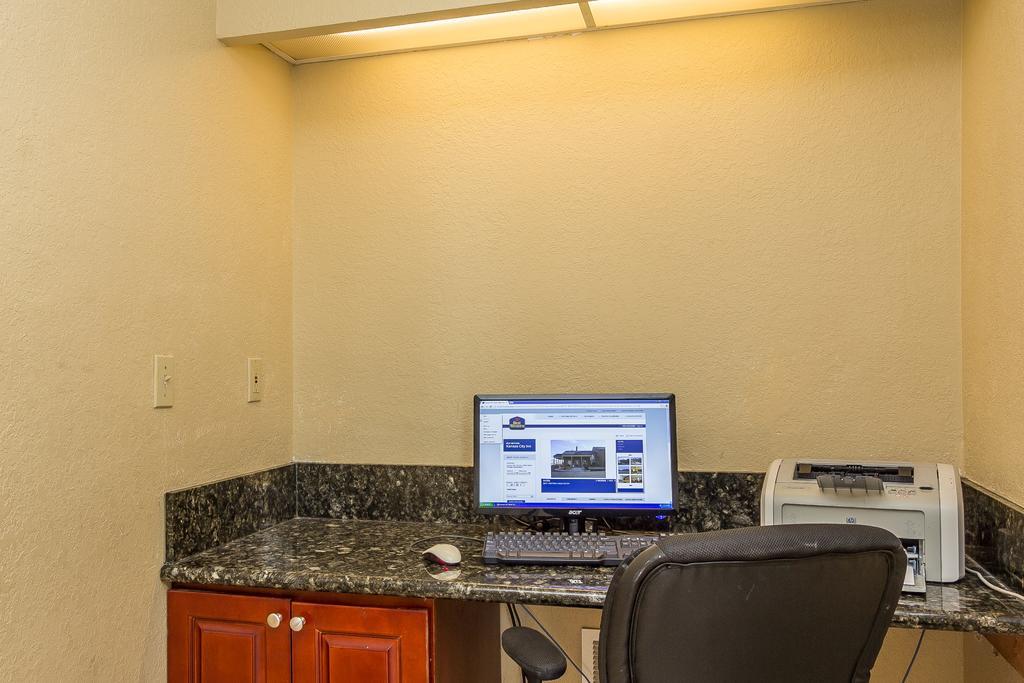 Baymont By Wyndham Kansas City Ku Medical Center Zewnętrze zdjęcie